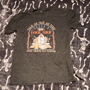 💀Belle's Book Shop Womens Gray T-Shirt